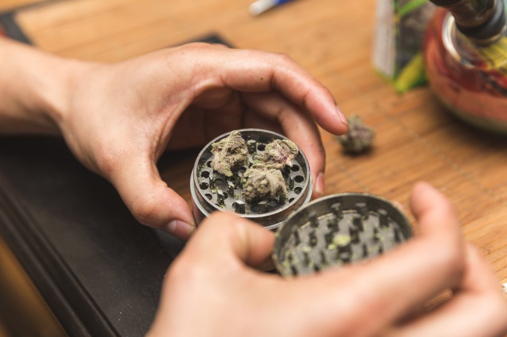 Best Weed Grinder For Extracting the Most from your Bud